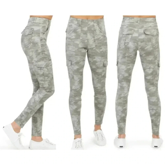 NWT Spanx Stretch Twill Ankle Cargo Pants in Stone Wash Camo size XS TALL - Picture 1 of 9